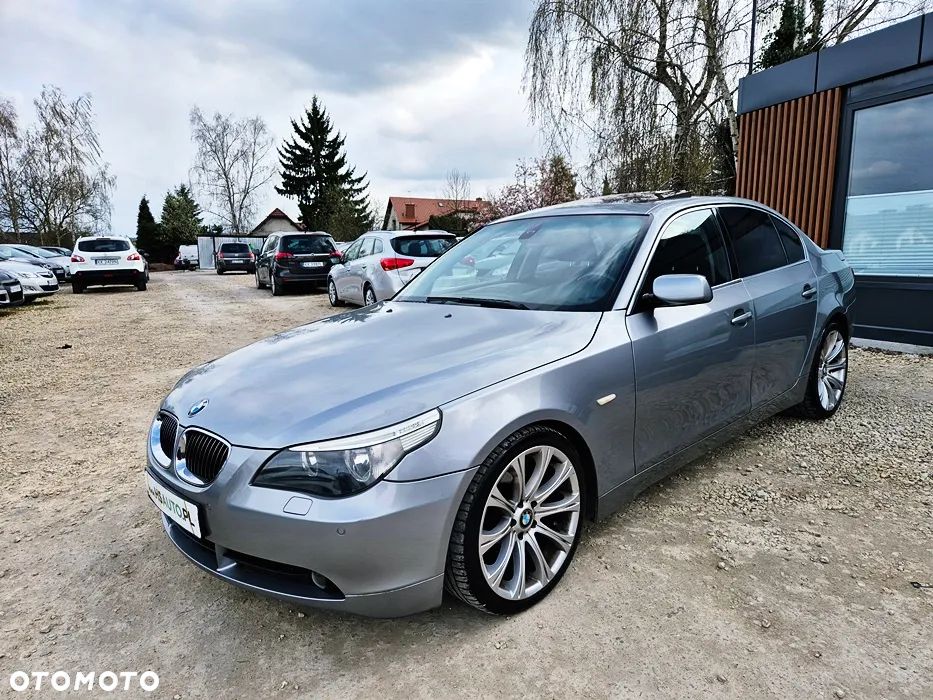 BMW Seria 5 523i - 26