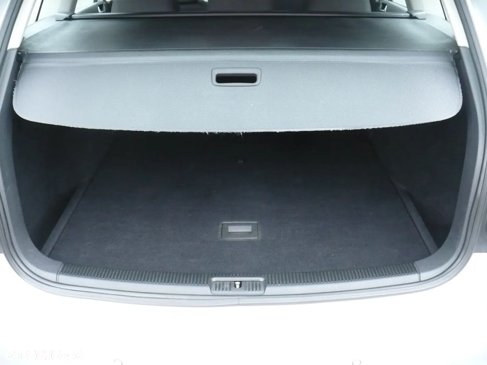 Volkswagen Golf Variant ver-1-6-tour - 16