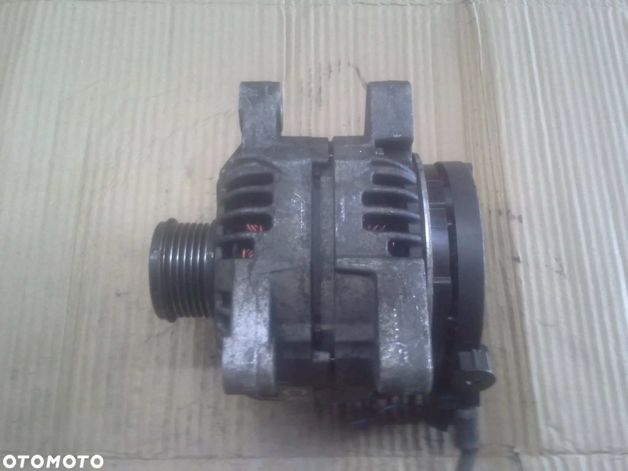 Alternator Citroen C4 1.6 HDi 9646321880 - 4
