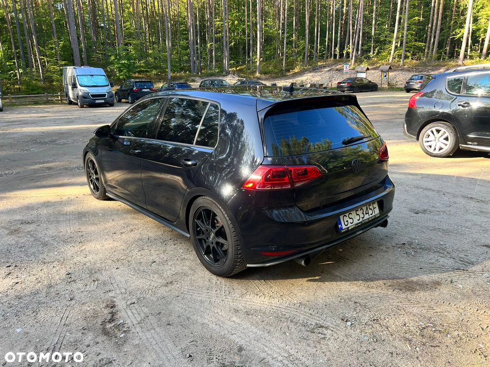 Volkswagen Golf 2.0 TSI BMT GTI DSG - 4