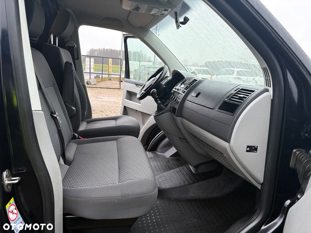Volkswagen Transporter - 8