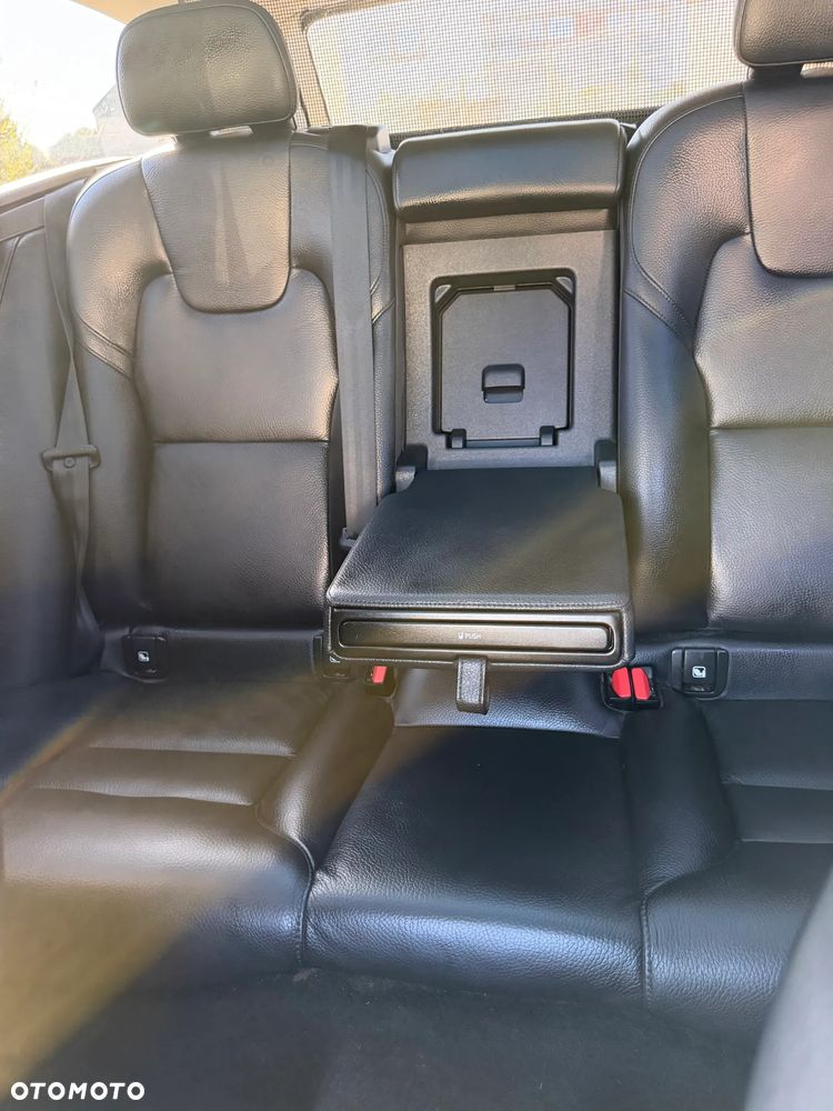 Volvo V90 B5 D AWD Ultimate Bright - 19