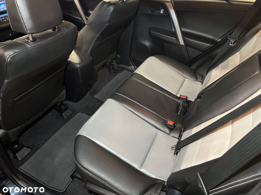 Toyota RAV4 2.0 Premium 4x4 MS - 8