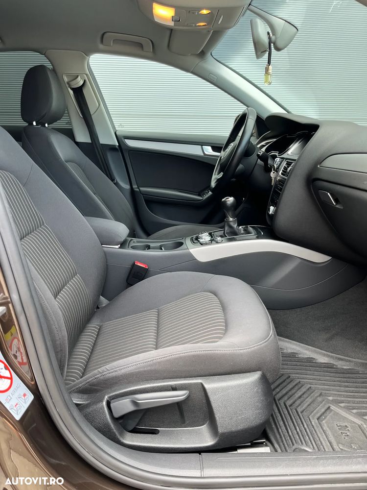 Audi A4 2.0 TDI DPF Ambiente - 20