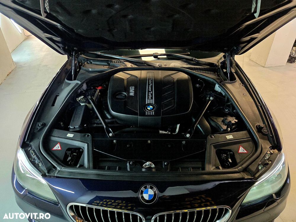 BMW Seria 5 525d xDrive Aut. - 28