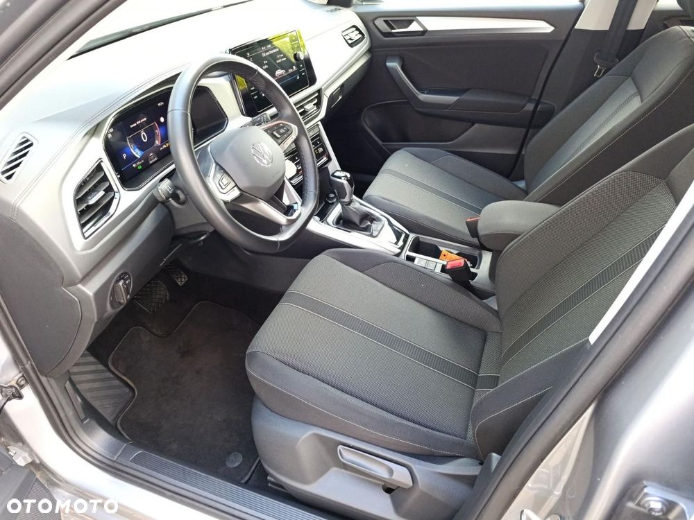 Volkswagen T-Roc - 10