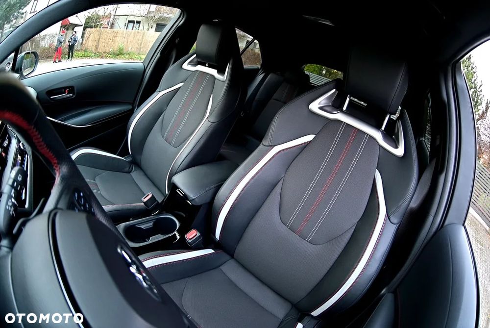 Toyota Corolla 2.0 Hybrid GR Sport - 5