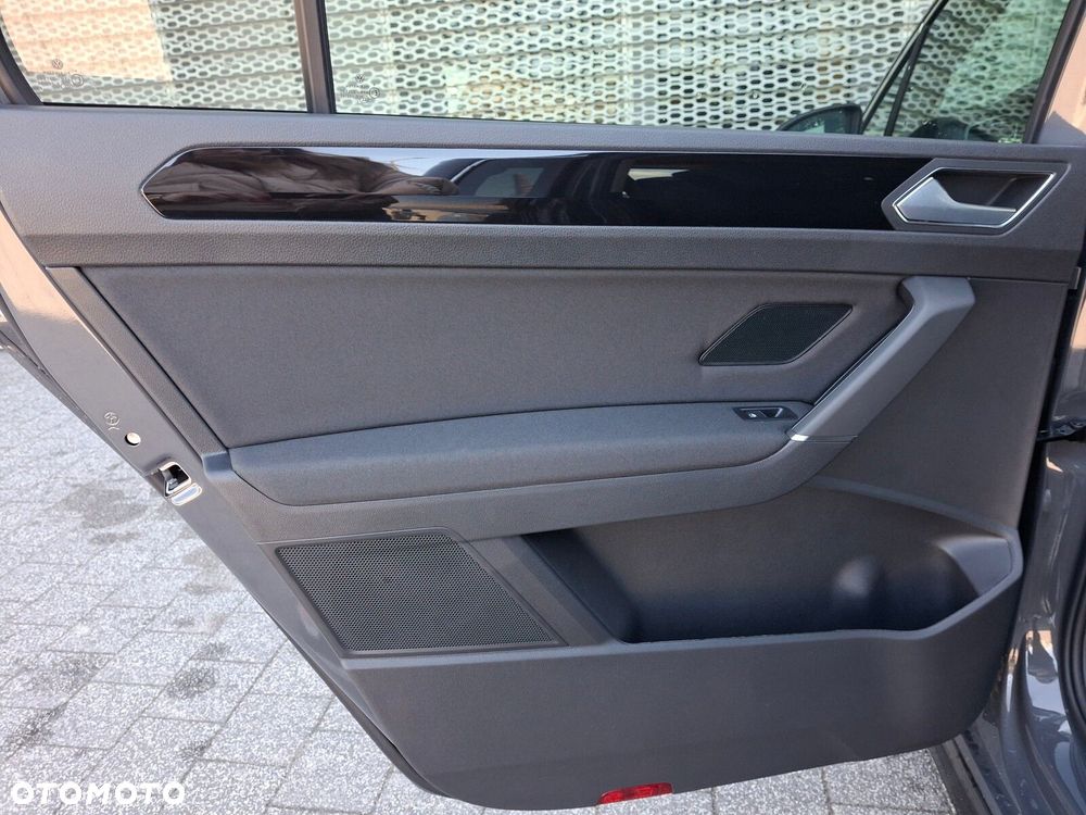 Volkswagen Touran 1.5 TSI EVO Highline DSG - 12