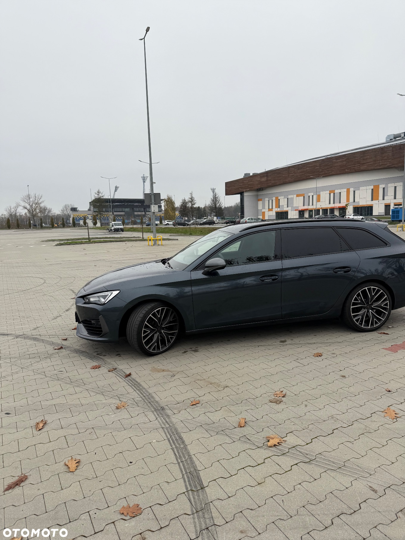 Cupra Leon 2.0 TSI 4Drive VZ DSG - 11
