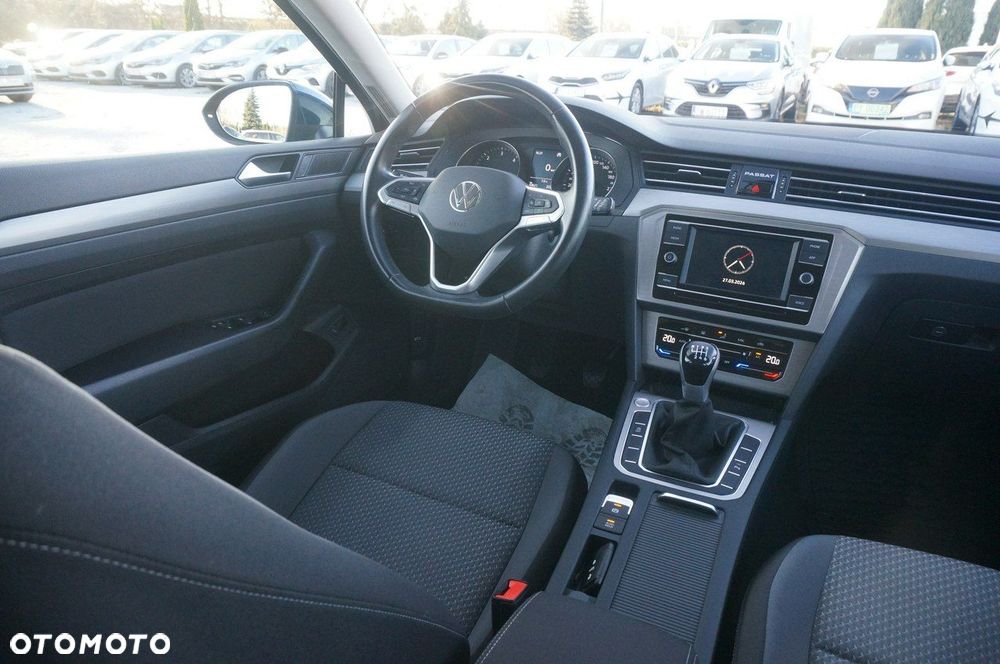 Volkswagen Passat Variant 2.0 TDI EVO Essence - 15