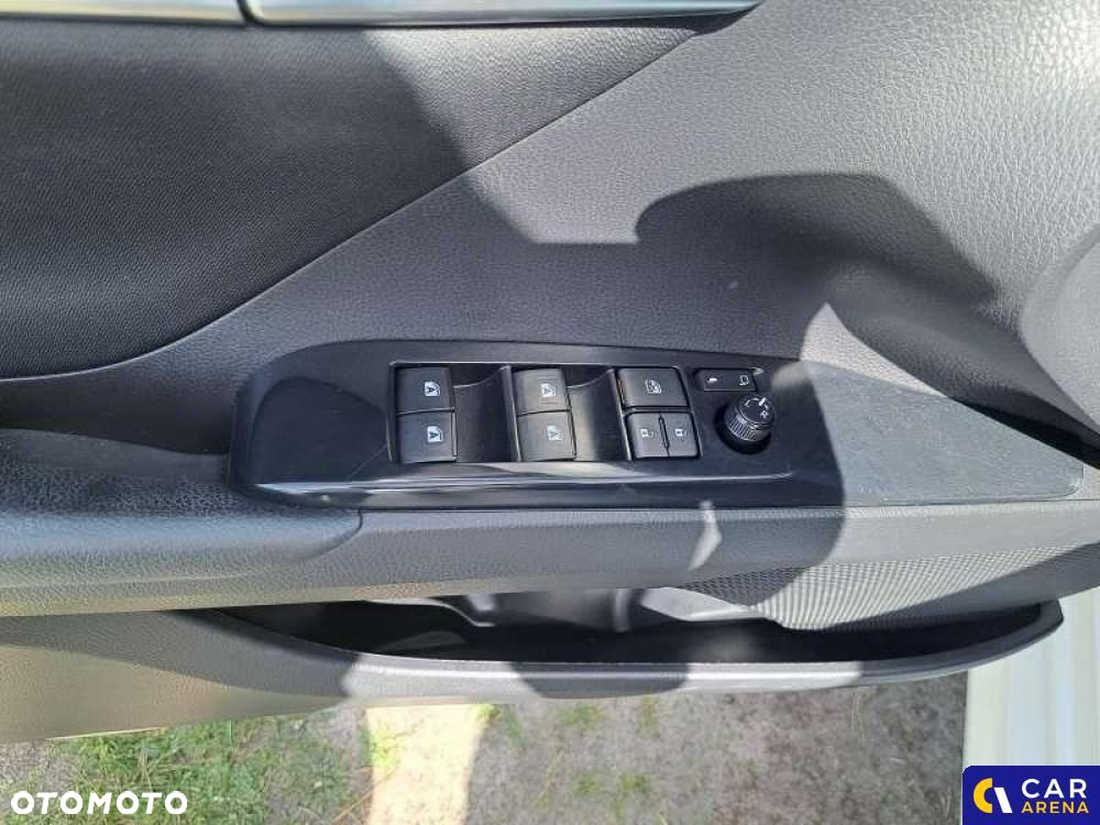 Toyota Camry - 15