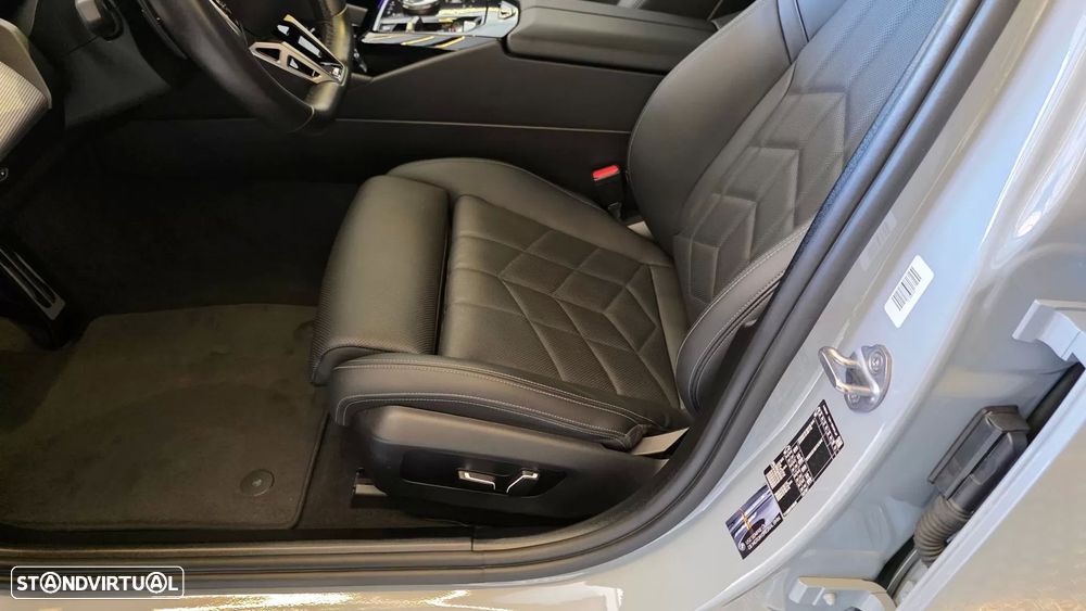 BMW 520 d Pack Desportivo M - 36