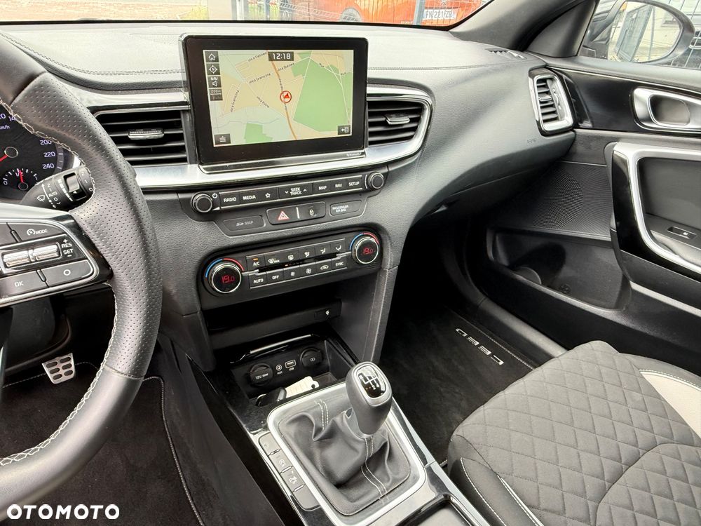Kia ProCeed 1.6 CRDi SCR GT LINE - 13