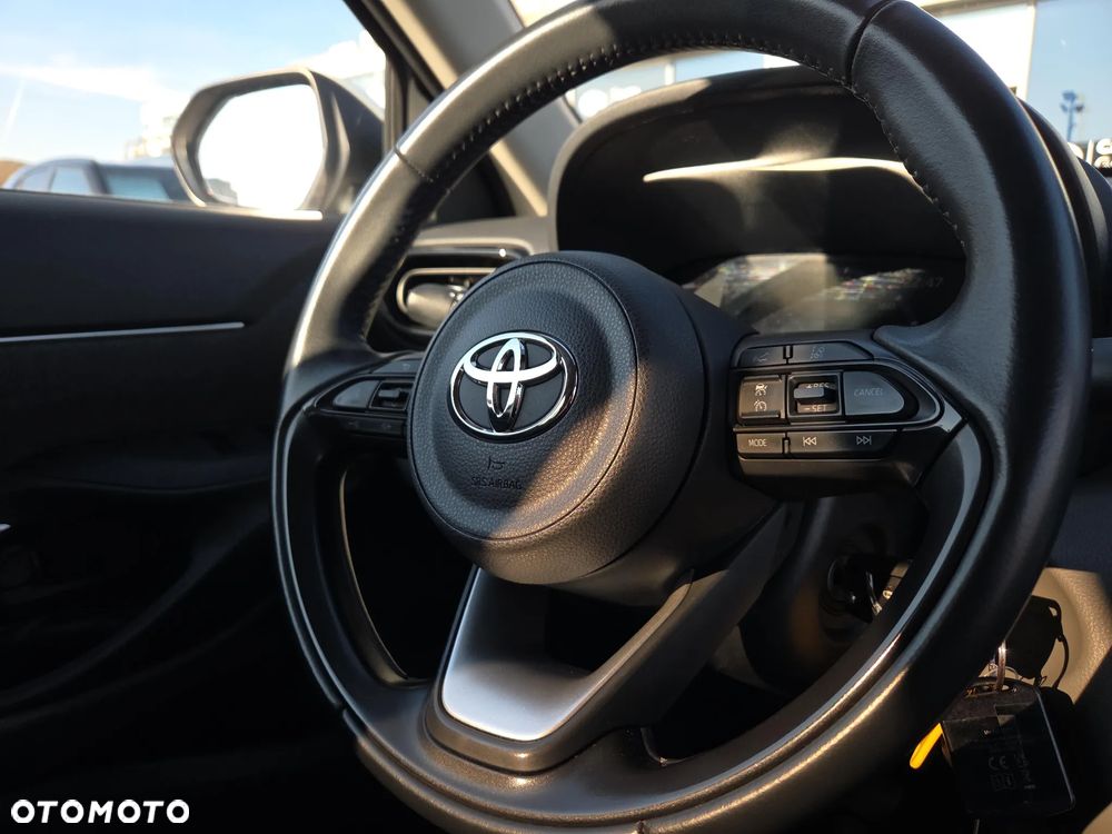 Toyota Yaris Cross Hybrid 1.5 Comfort - 23