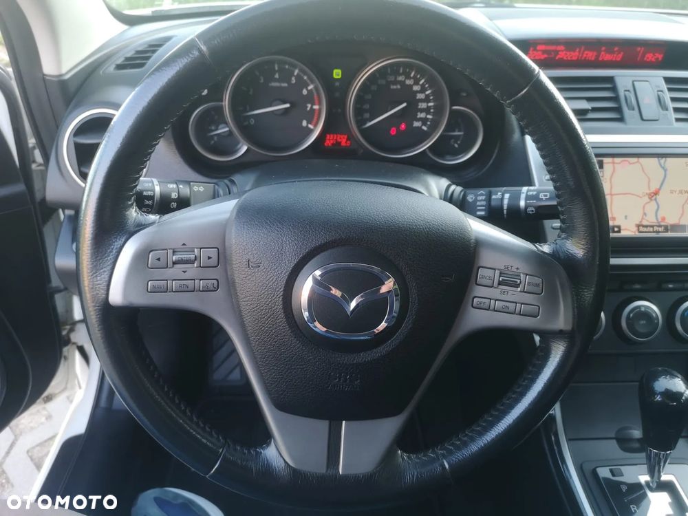 Mazda 6 2.0 Exclusive + - 3