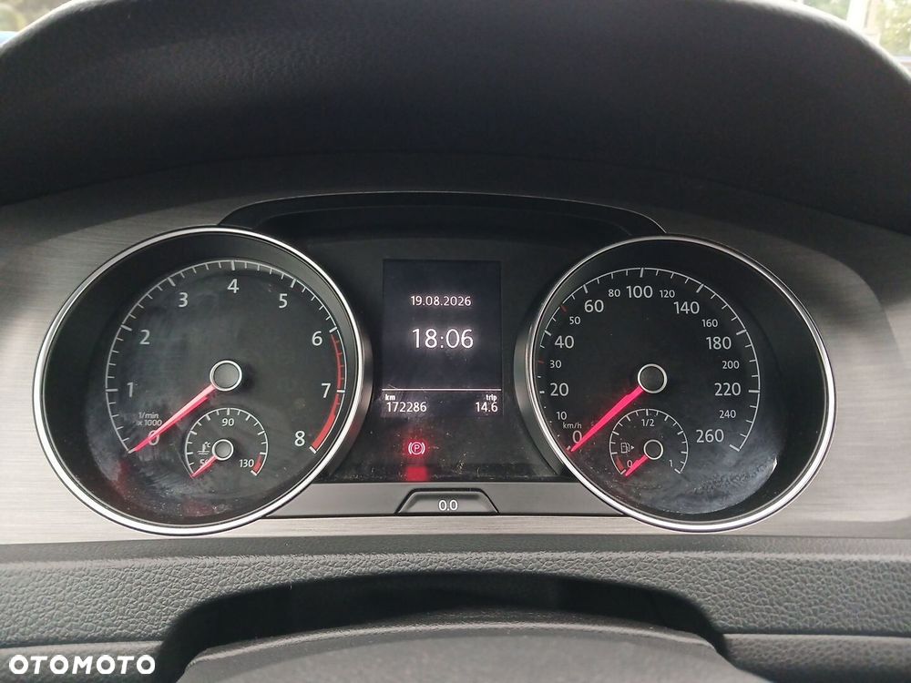 Volkswagen Golf - 21
