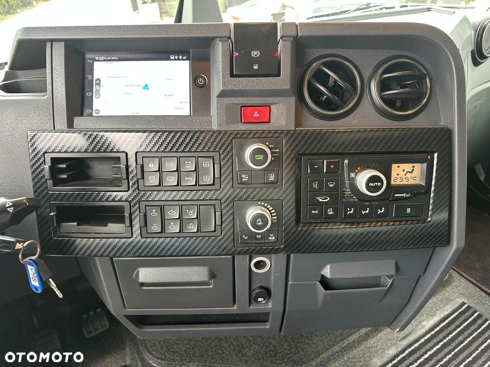 Renault T480 HSC - 8