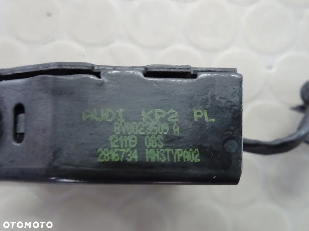 8V0823509A zamek maski lewy Audi A3 8V LIFT czesci - 2