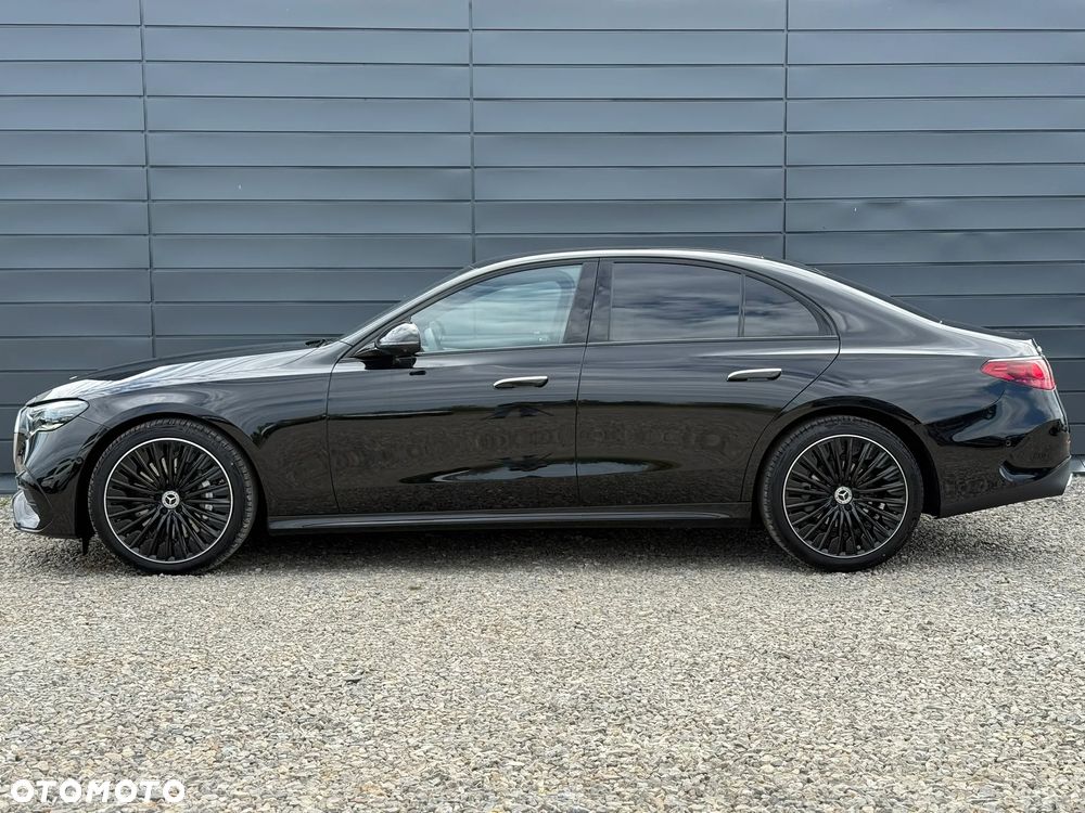 Mercedes-Benz Klasa E 200 mHEV 4-Matic AMG 9G-Tronic - 4