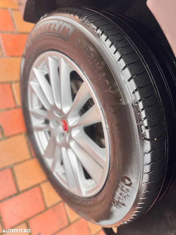 Jaguar F-Pace 20d AWD Prestige - 11