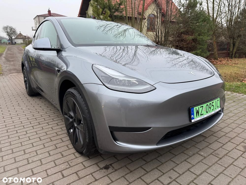 Tesla Model Y Standard - 3