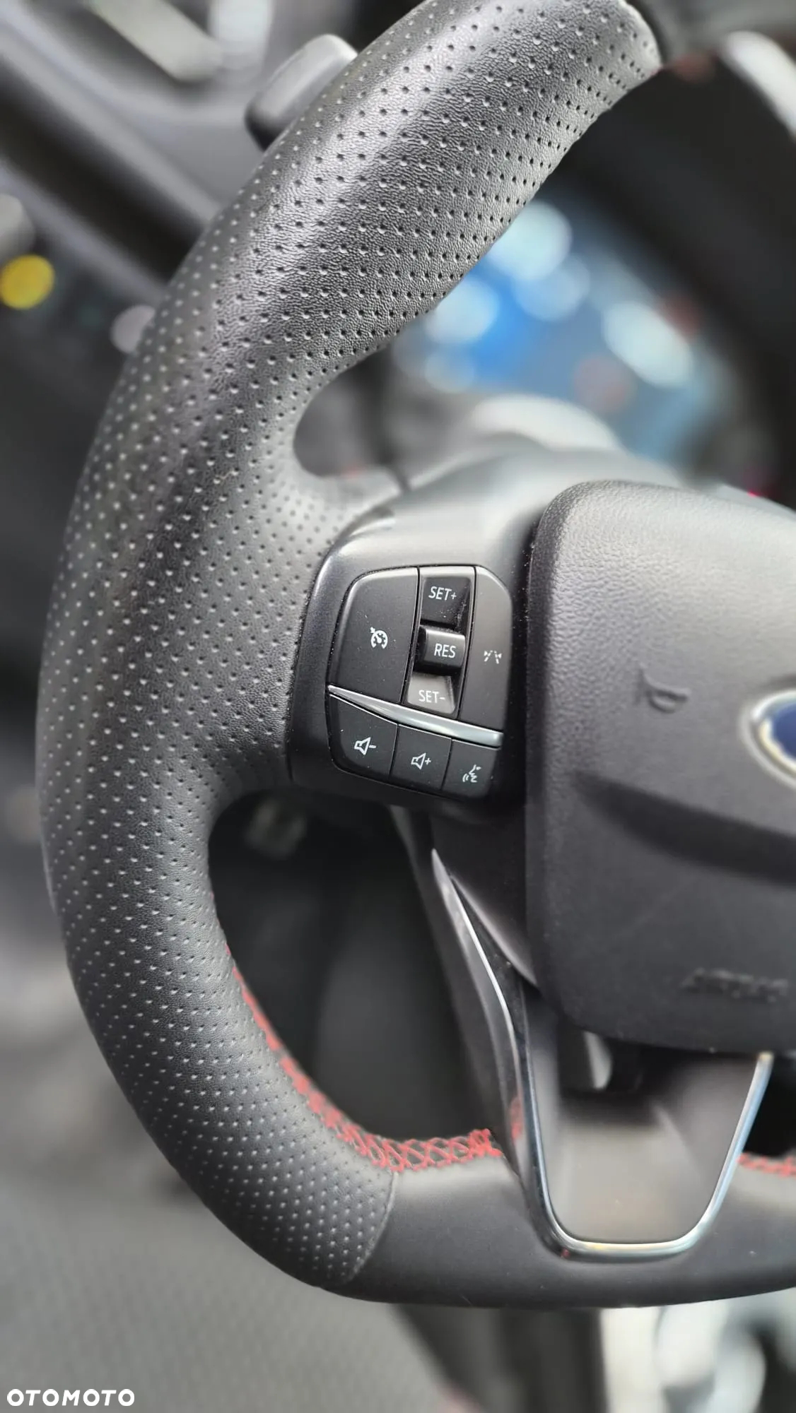 Ford Escape 1.5 EcoBoost AWD SE - 12