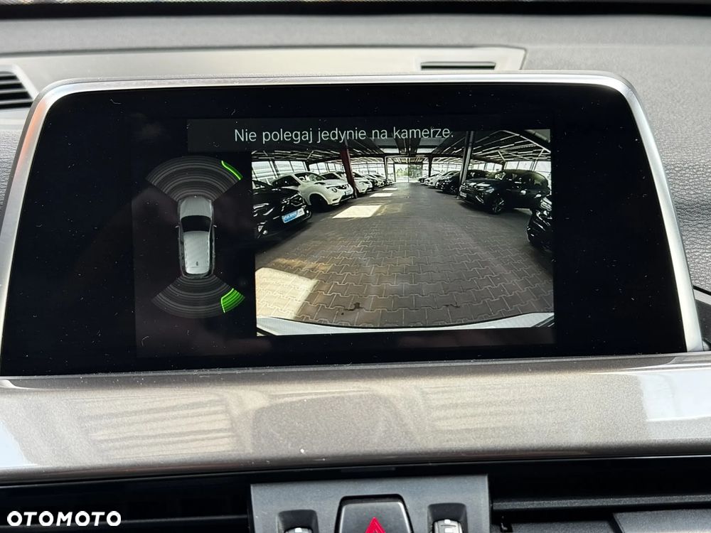 BMW X1 sDrive18i GPF xLine - 20