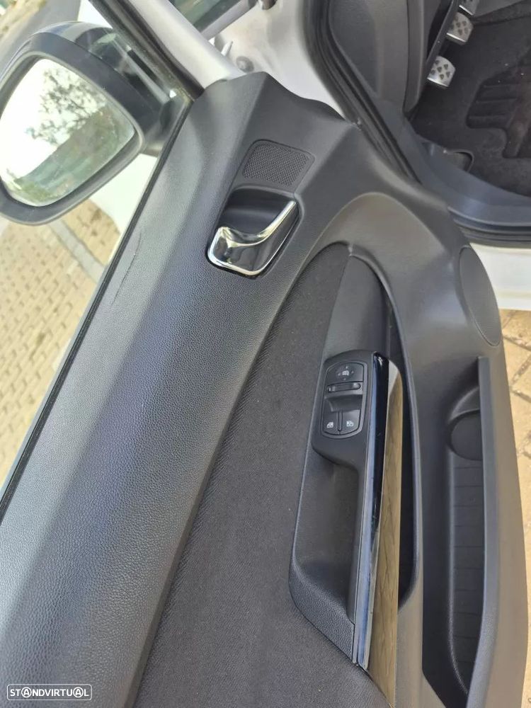 Opel Corsa 1.3 CDTI Black Edition ecoFLEX - 11