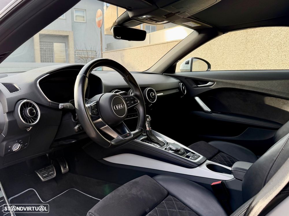 Audi TTS Roadster 2.0 TFSi quattro S Tronic - 9