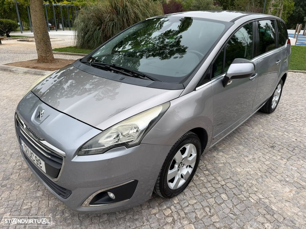 Peugeot 5008 - 9