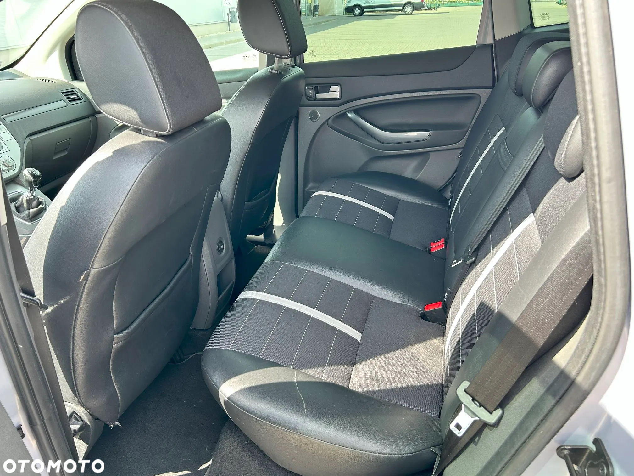 Ford Kuga - 13