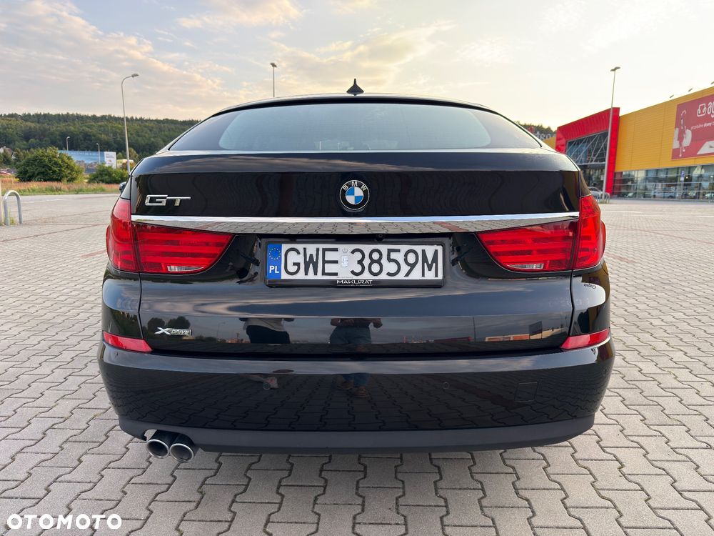 BMW 5GT - 5