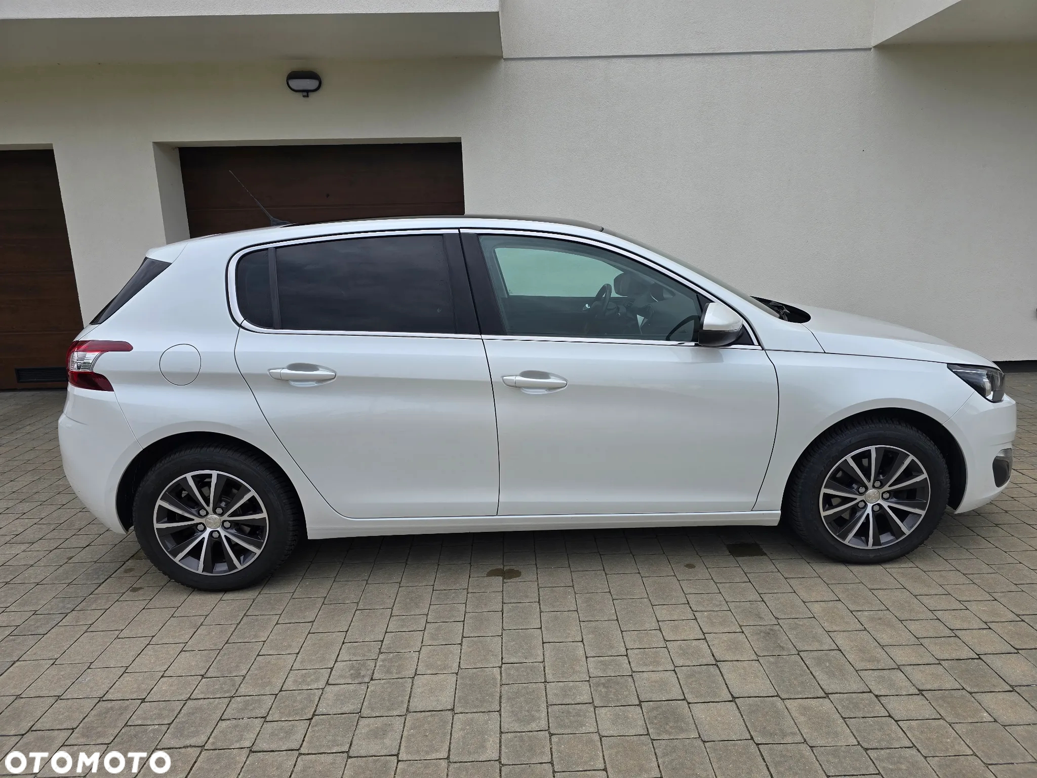 Peugeot 308 1.2 PureTech Allure S&S - 4