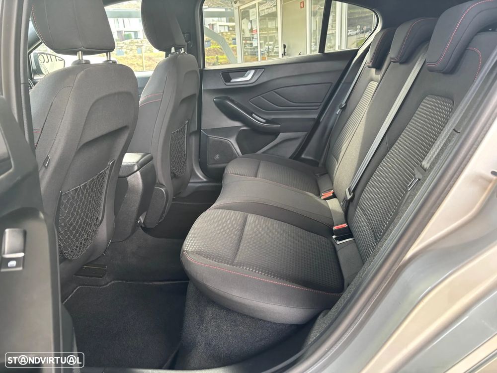 Ford Focus 1.5 TDCi ECOBlue ST-Line - 7