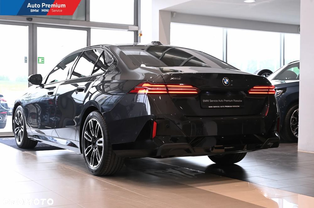 BMW Seria 5 - 23