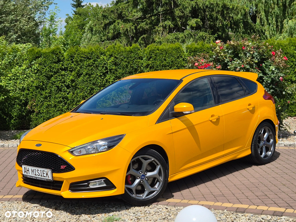 Ford Focus 2.0 EcoBoost ST