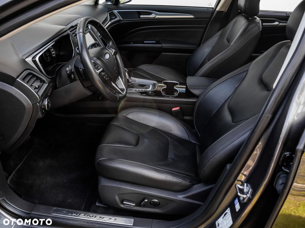Ford Mondeo 2.0 TDCi Titanium 4WD PowerShift - 13