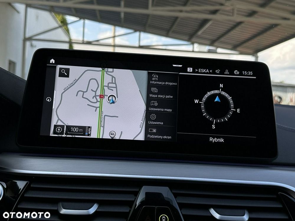BMW Seria 5 530e xDrive Luxury Line - 31