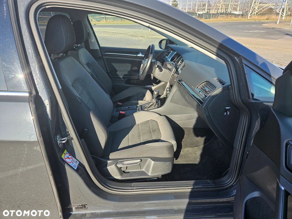 Volkswagen Golf 1.5 TSI BMT Evo Highline DSG - 12