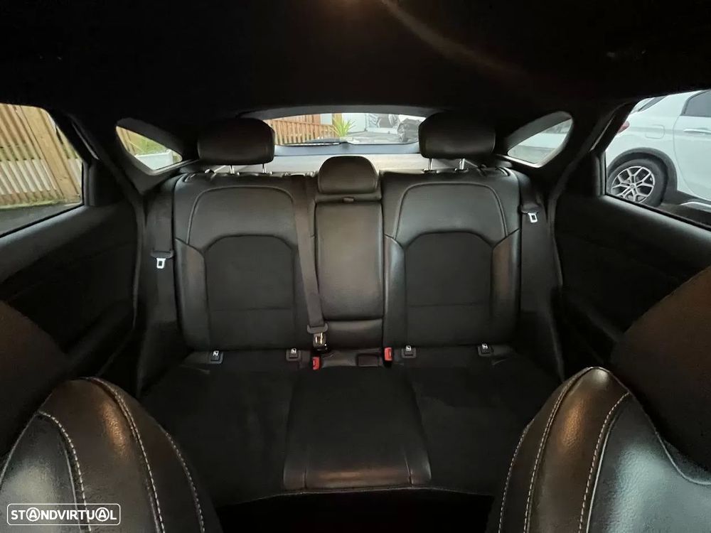 Kia ProCeed 1.0 T-GDI GT Line - 32