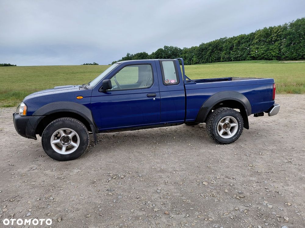 Nissan Navara - 2