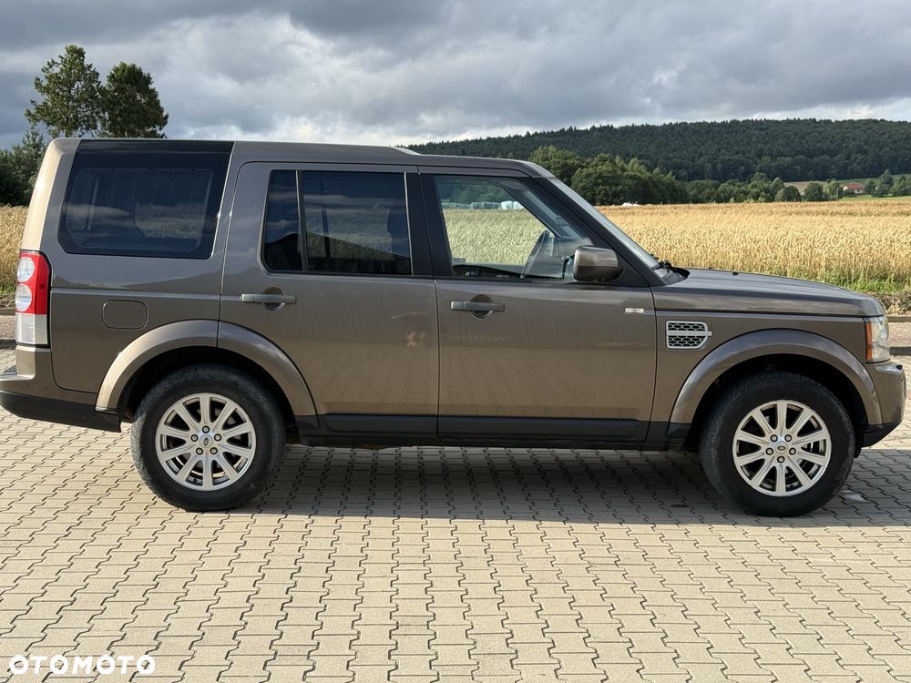 Land Rover Discovery 2010 photo 4