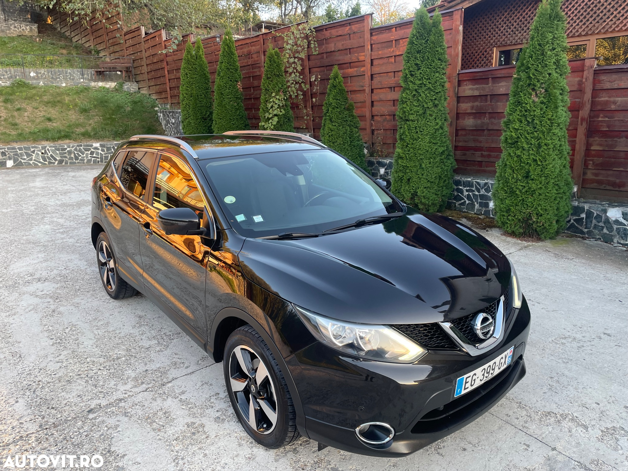 Nissan Qashqai 1.6 DCI Start/Stop X-TRONIC Tekna - 5