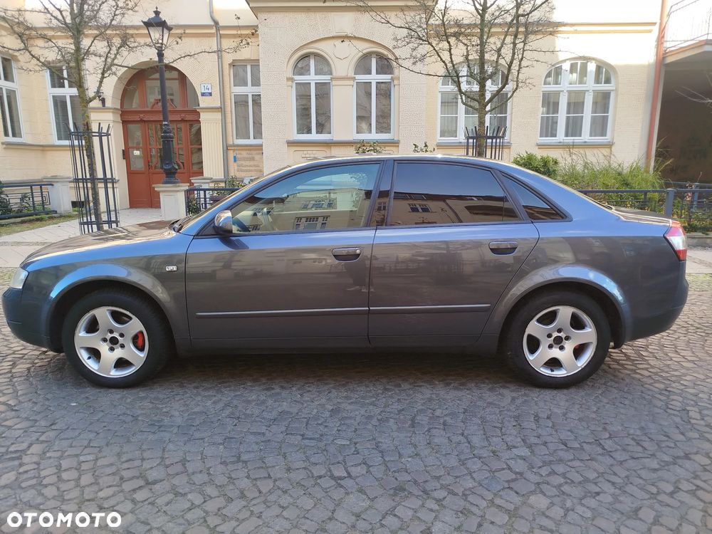Audi A4 - 11