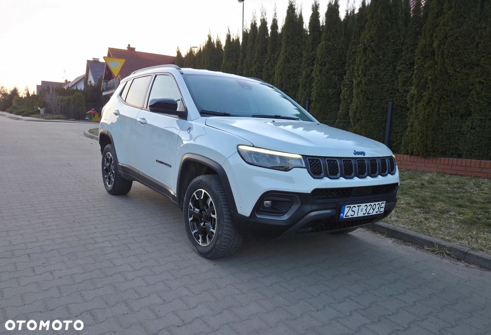 Jeep Compass 1.3 T4 4xe Automatik Trailhawk - 2