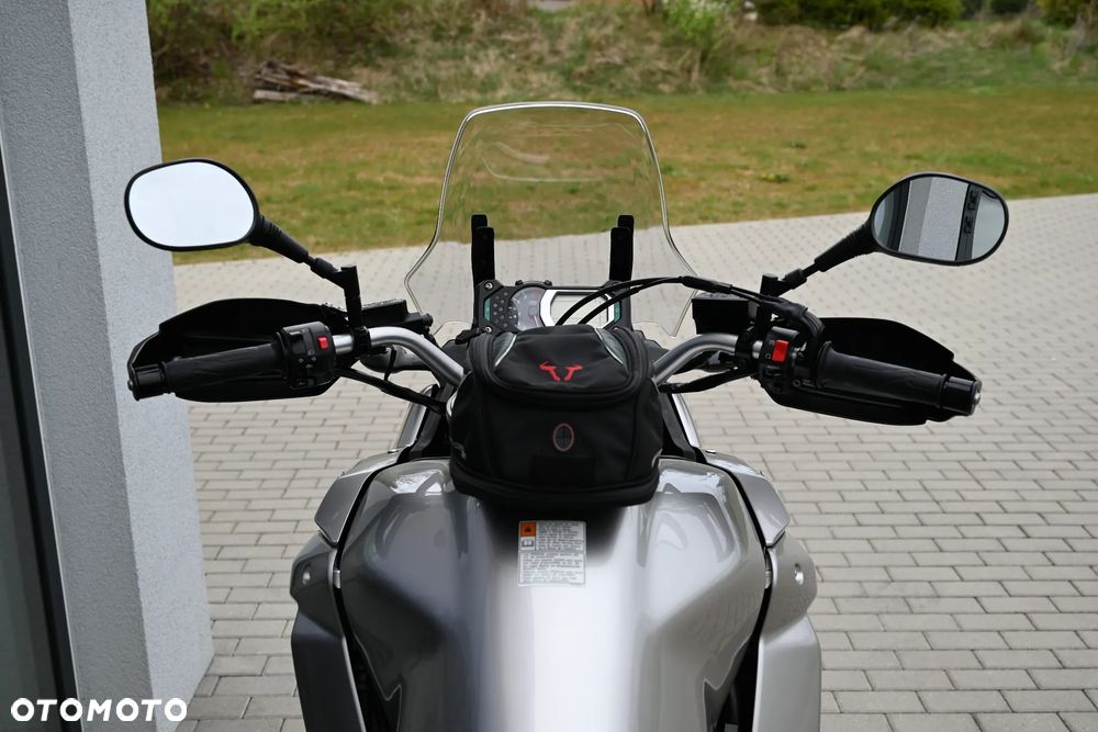 Yamaha Super Tenere - 8