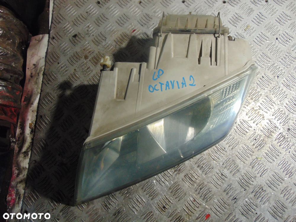 lampa lewy przód skoda octavia 2 Europa - 4