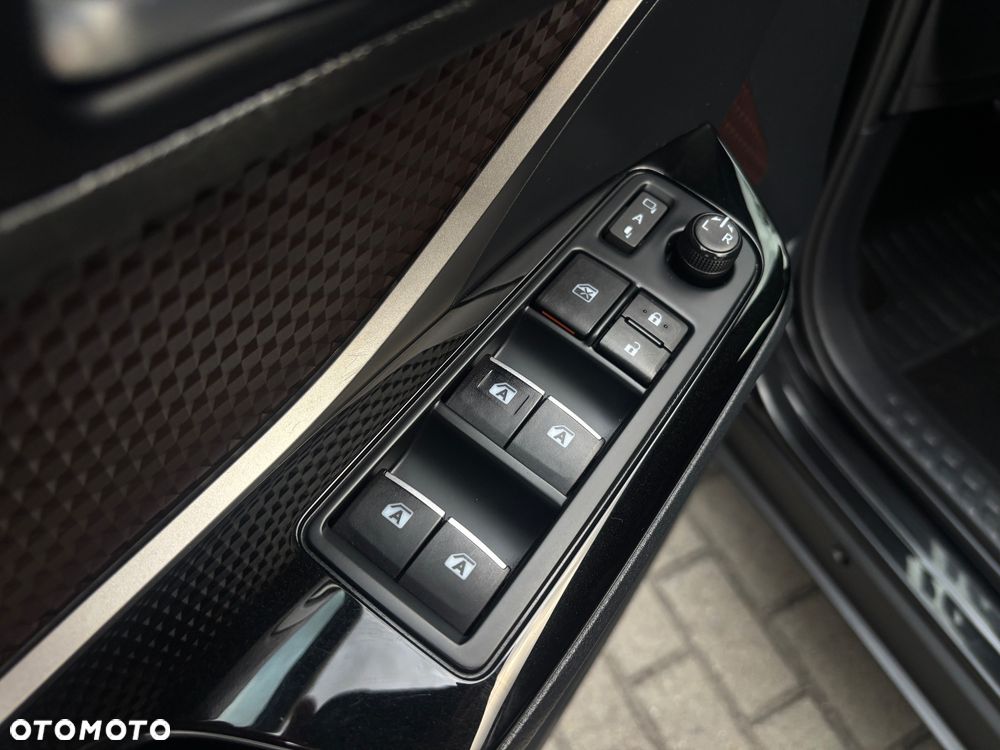 Toyota C-HR Business-Edition - 38