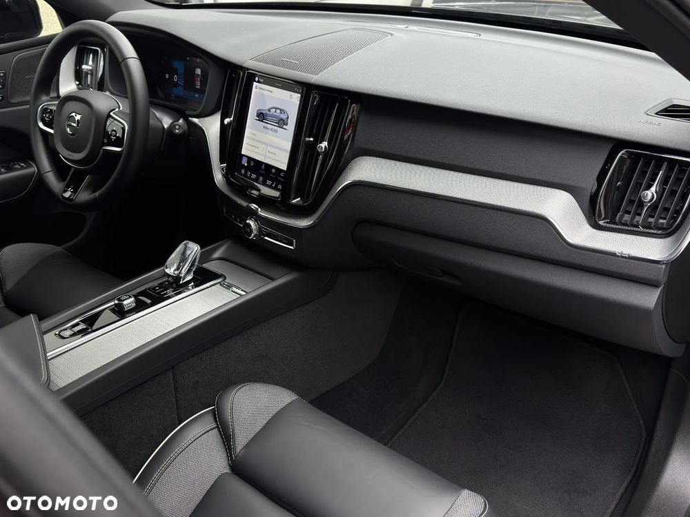 Volvo XC 60 B4 D AWD Geartronic RDesign - 21
