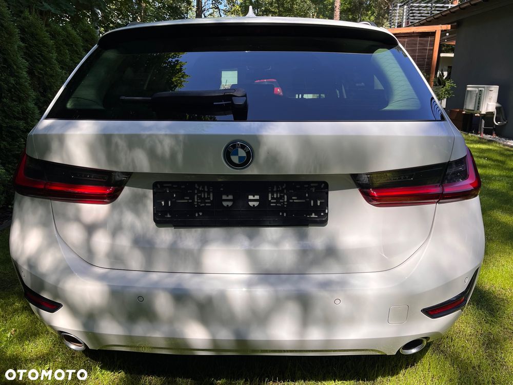 BMW Seria 3 - 17